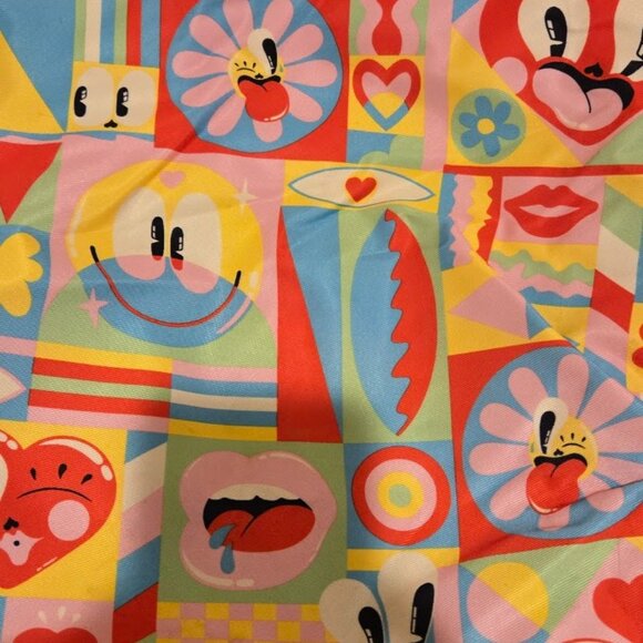 LARGE ESTEE LAUDER CARRY BAG FUN DESIGNS! - Picture 1 of 5